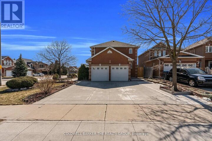 Property Photo:  10 Colleyville Street  ON L7A 1H3 