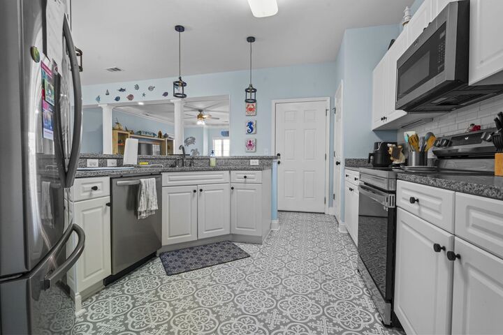Property Photo: 70 Addison Cottage Way 221 SC 29576