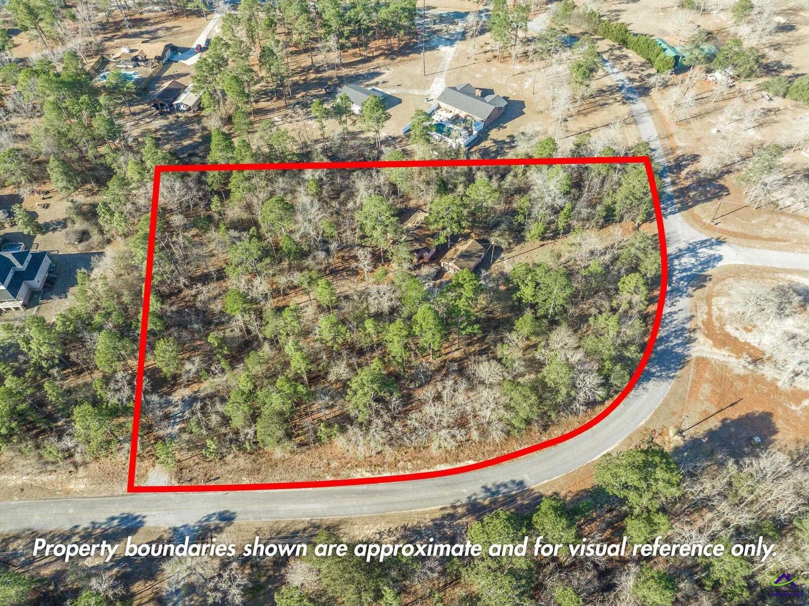 Property Photo: 559 Shawnee Circle GA 31008