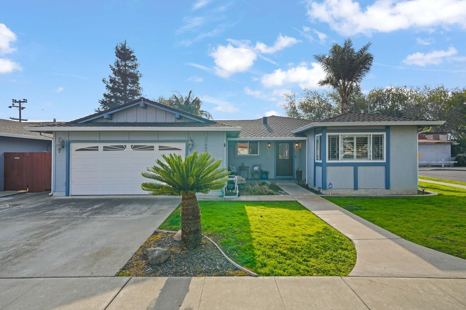 Property Photo: 37003 Shasta St CA 94536