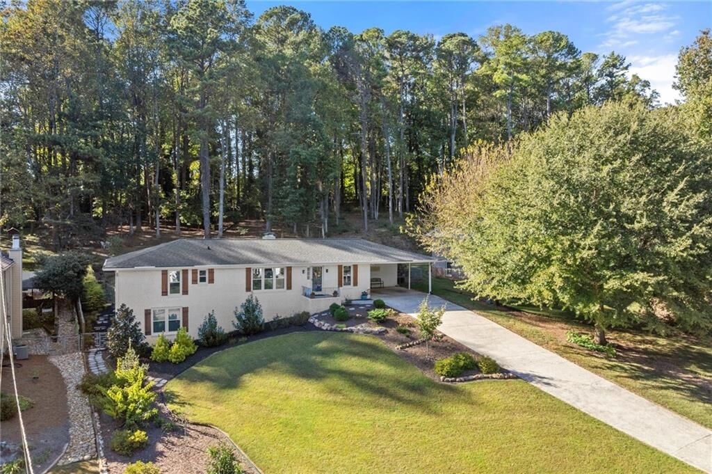 Property Photo:  1701 Smithwood Drive  GA 30062 