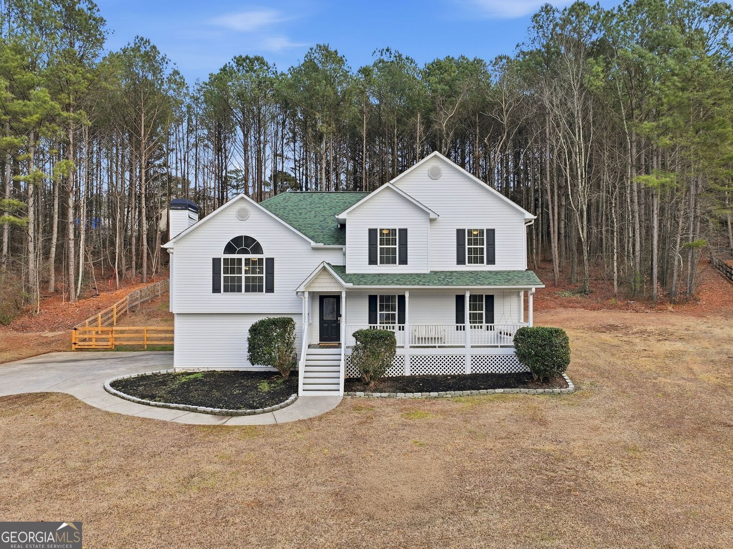 Property Photo: 302 White Marble Way GA 30107