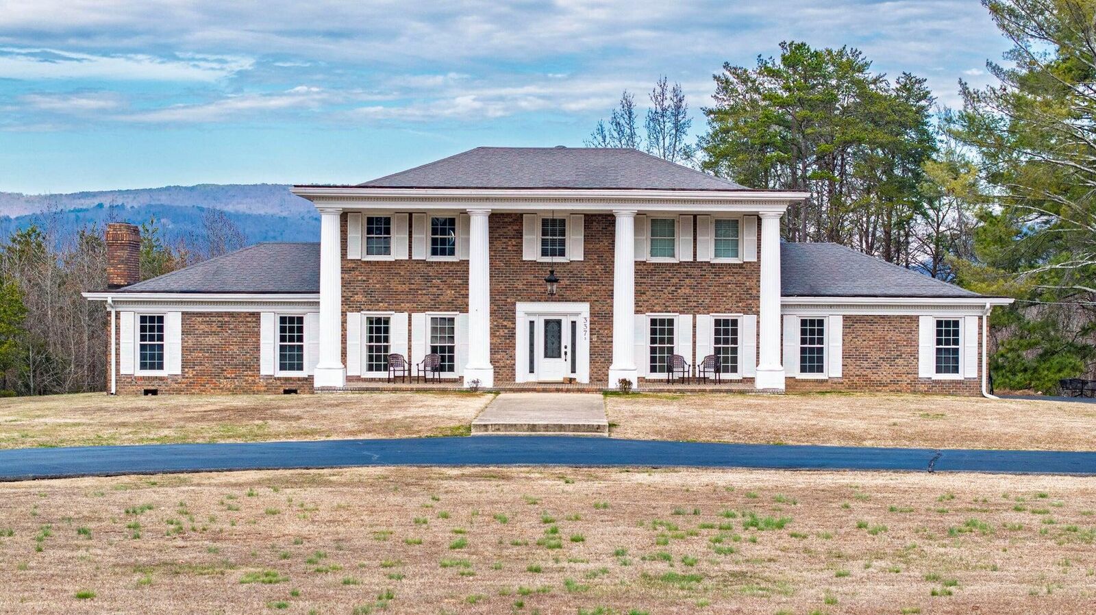 Property Photo: 337 Edgewater Avenue TN 37321