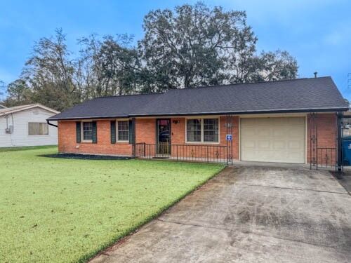 Property Photo:  2202 Tara Lane  GA 31520 