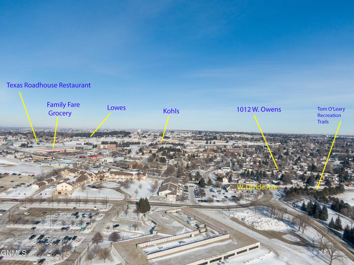 Property Photo:  1012 W Owens Avenue  ND 58501 