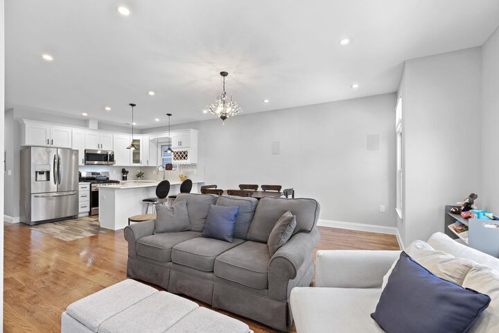 Property Photo:  93 Hancock Ave 1  NJ 07307 