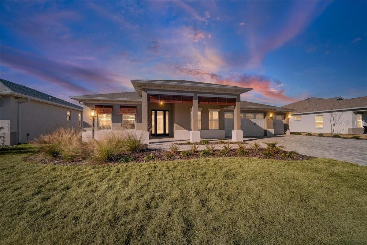 Property Photo: 8476 SW 99th Circle FL 34481