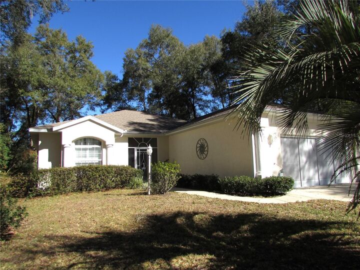 Property Photo:  19367 SW 101st Place Road  FL 34432 