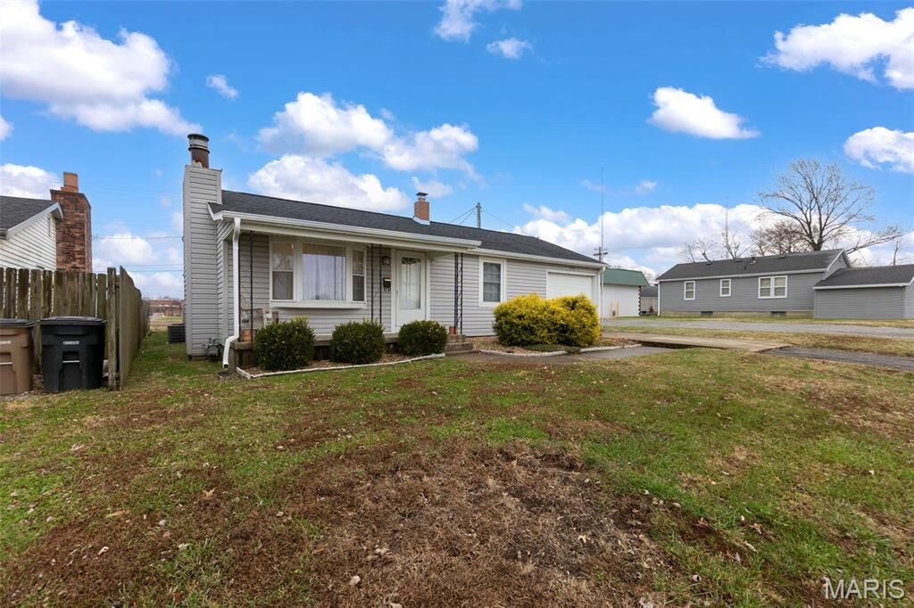 Property Photo: 2112 Merriwether Street MO 63703