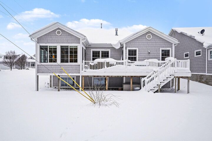 Property Photo: 627 Parkview Avenue MI 49456