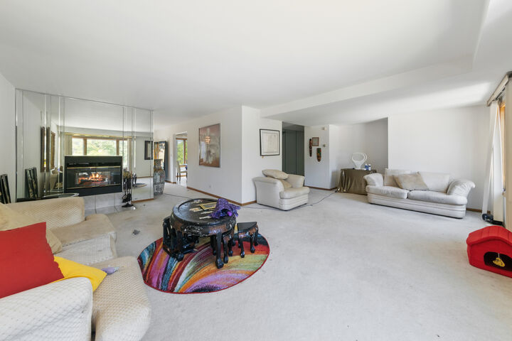 Property Photo:  8146 S Prairie Park Place  IL 60619 