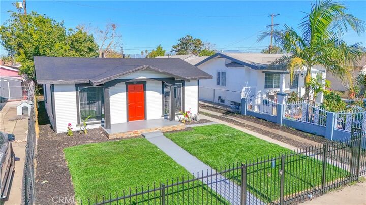 Property Photo:  1335 W 68th  CA 90044 