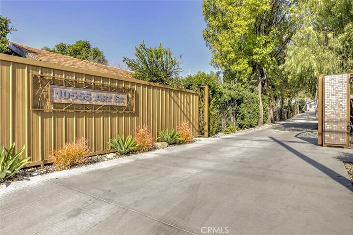 Property Photo:  10555 Art Street  CA 91040 