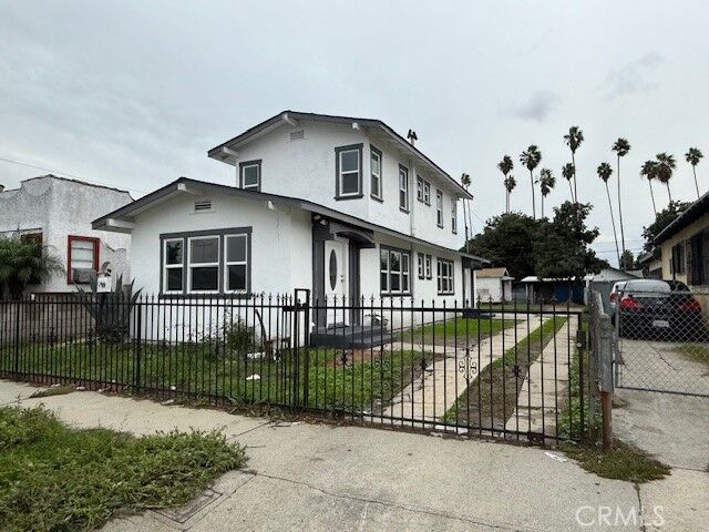 Property Photo:  4457 Mettler Street  CA 90011 