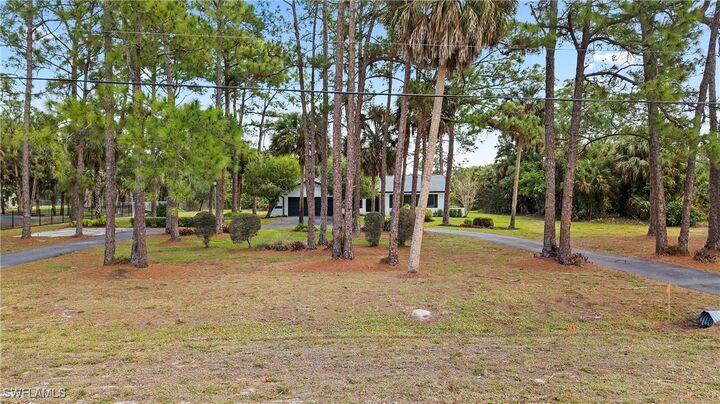 Property Photo:  250 17th Street NW  FL 34120 