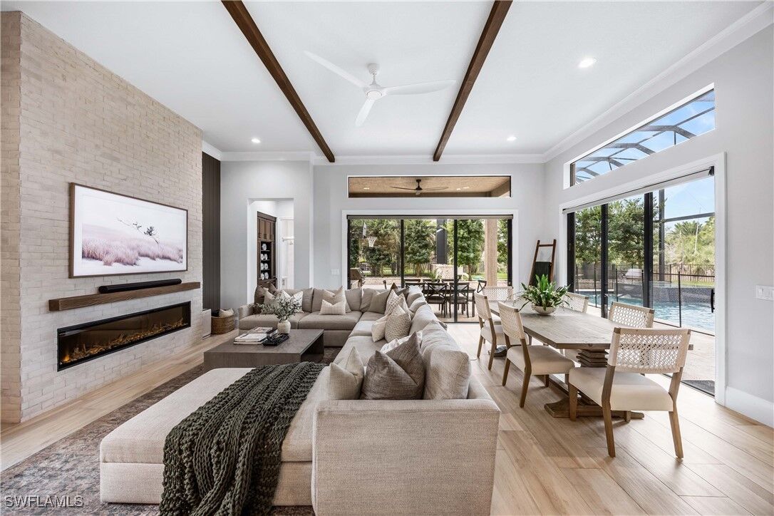 Property Photo: 2941 Azure Bay Court FL 34119