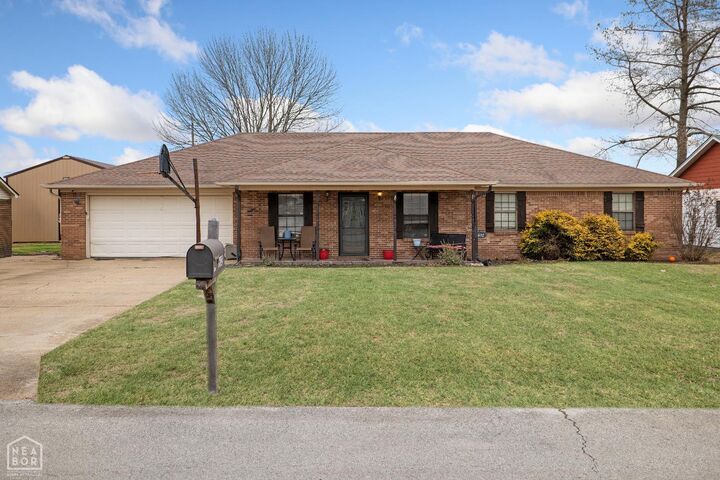 Property Photo: 612 Lindsey Street AR 72315