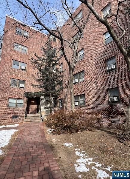 Property Photo:  3041 Edwin Avenue 4A  NJ 07024 