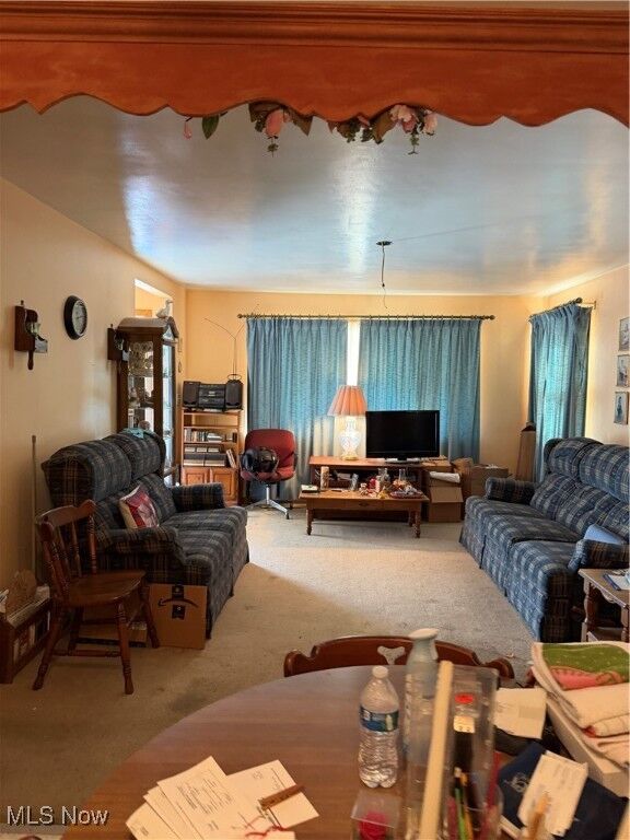 Property Photo:  1237 Ivanhoe Avenue  OH 44502 