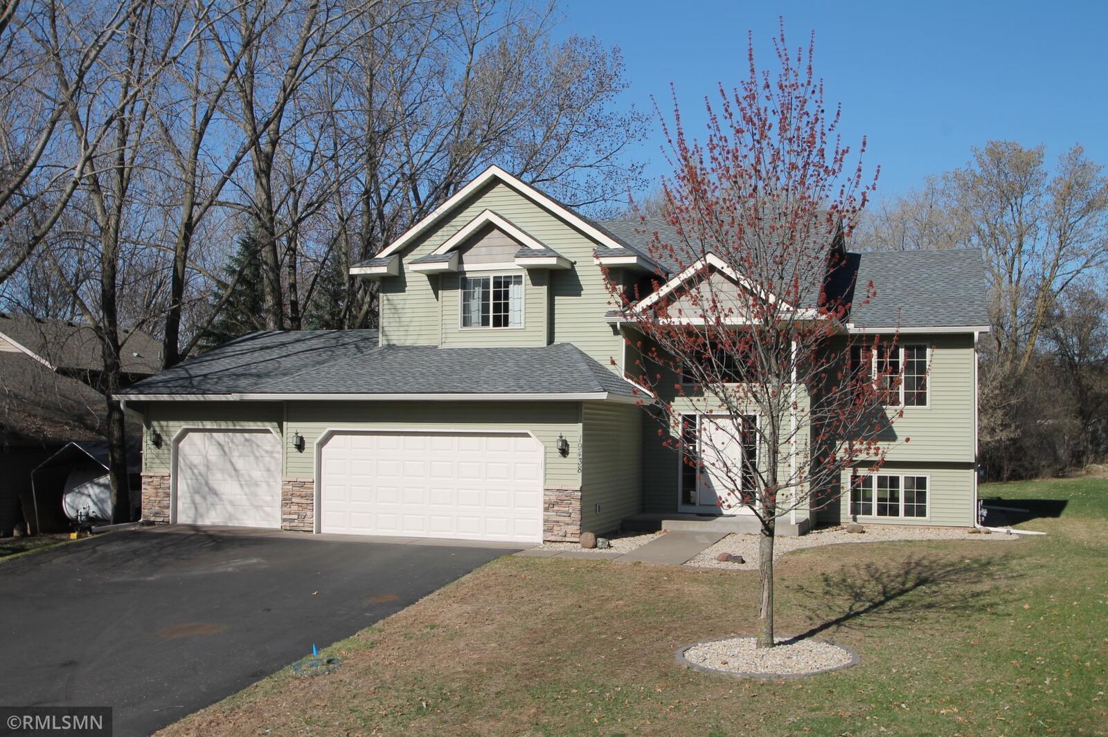 Property Photo:  19438 Dodge Street NW  MN 55330 