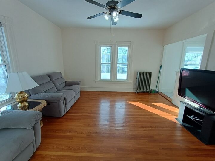 Property Photo:  292 Wilder St 2  MA 01851 