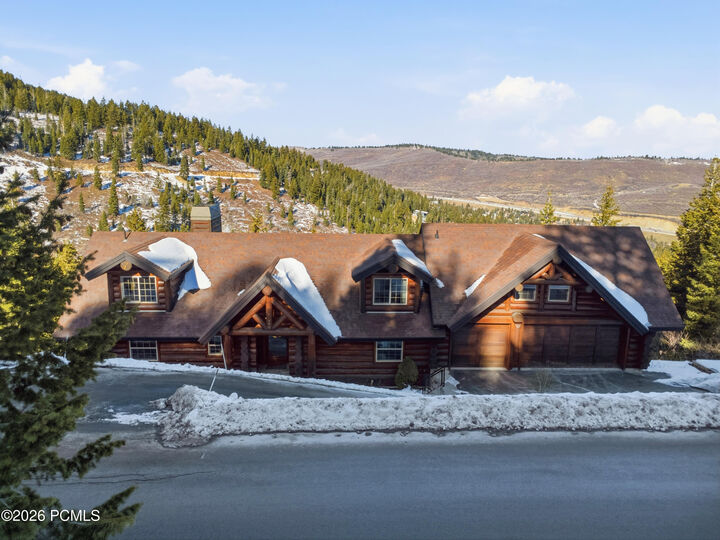 Property Photo: 490 Matterhorn Drive UT 84098