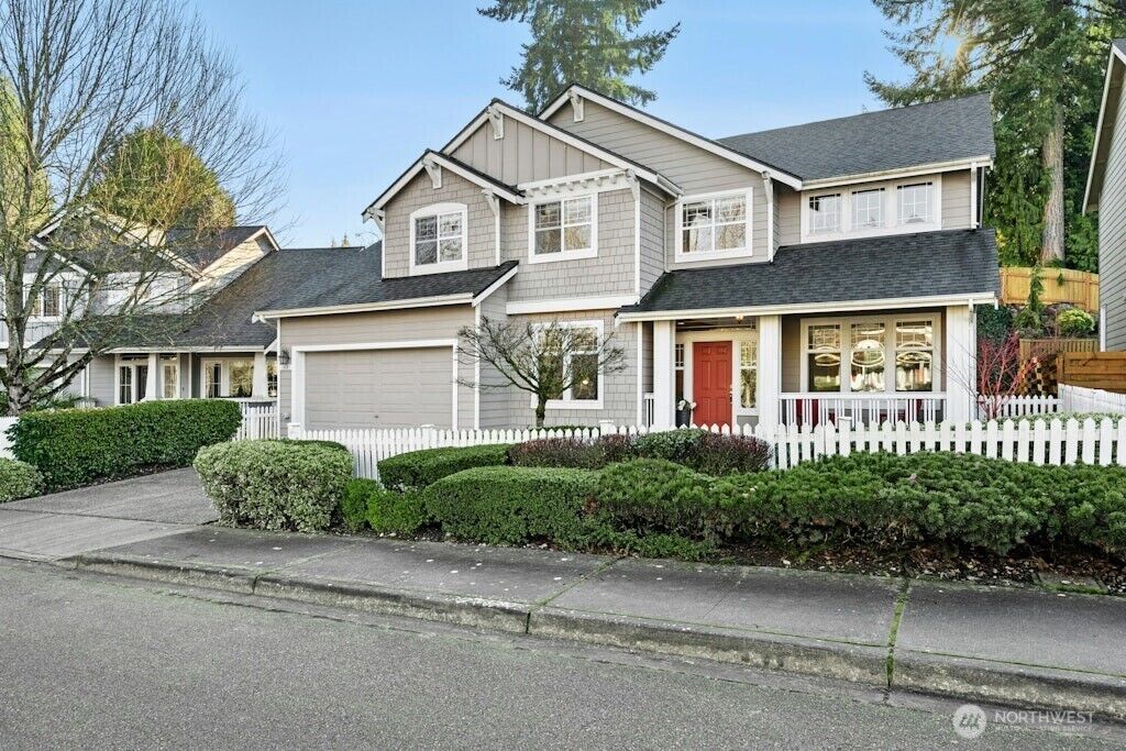 Property Photo:  1807 NE 26th Place  WA 98056 