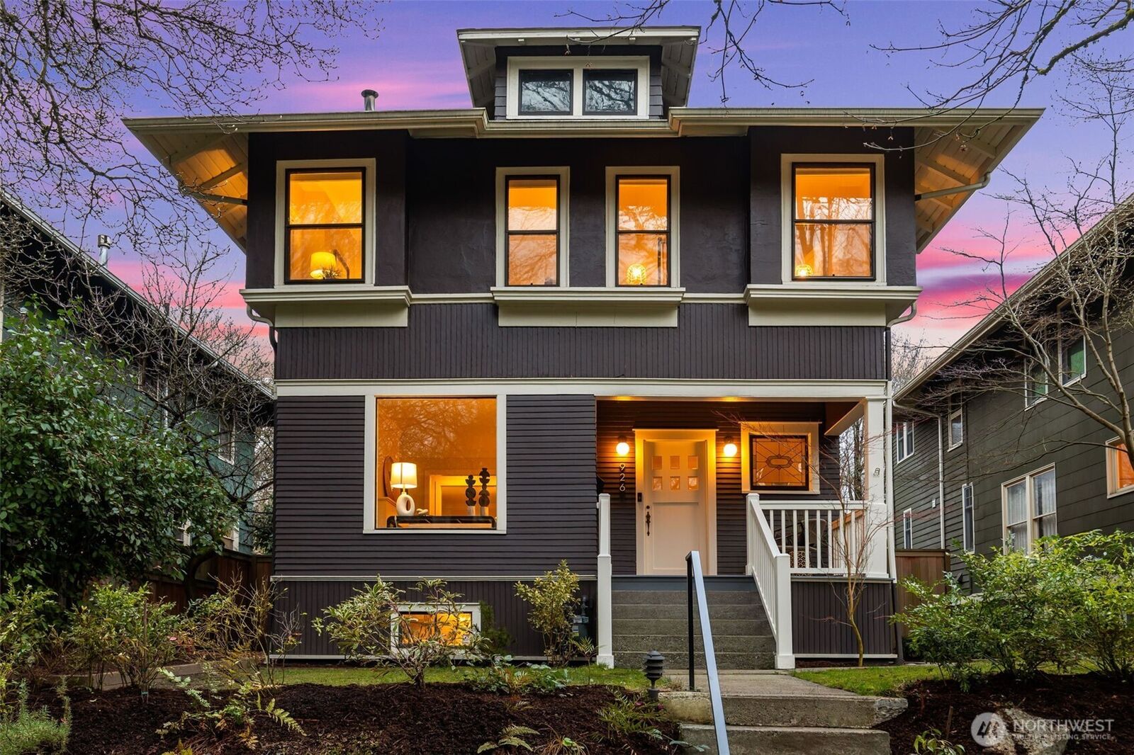 Property Photo:  926  19th Avenue E  WA 98112 