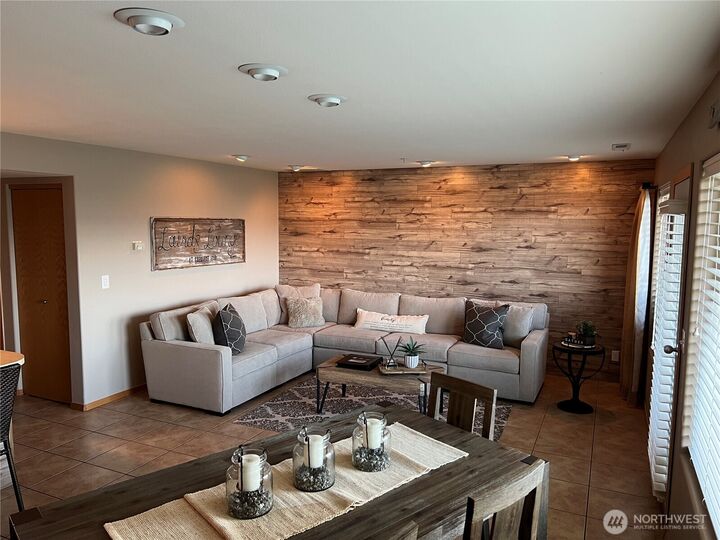 Property Photo: 8997 Crescent Bar Road NW C118 WA 98848