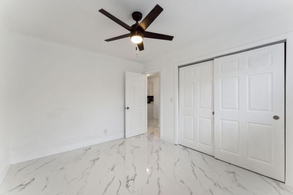 Property Photo:  525 S Broadway Street H  FL 33462 