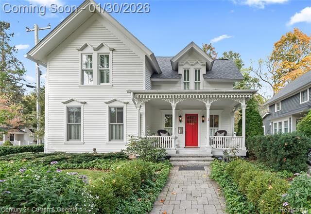 Property Photo: 552 W Dunlap St MI 48167