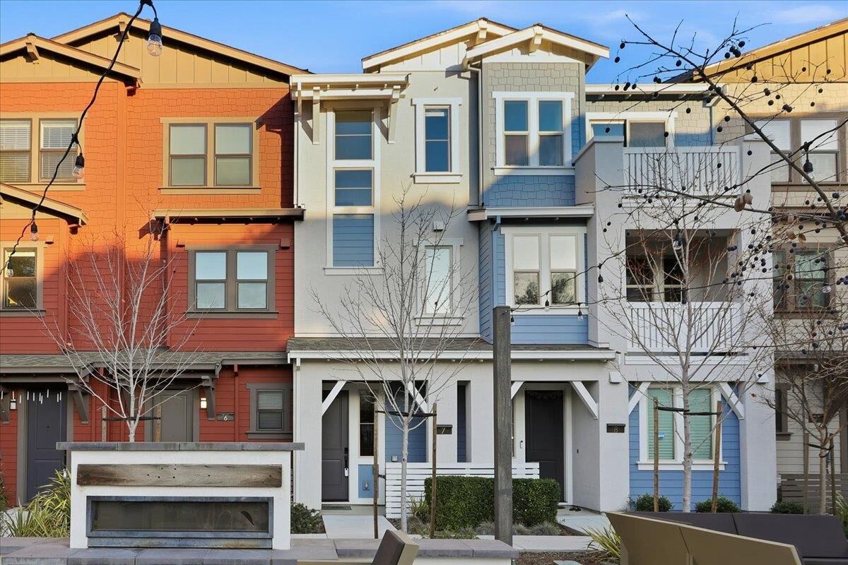 Property Photo:  921 Magnolia Terrace 7  CA 94086 