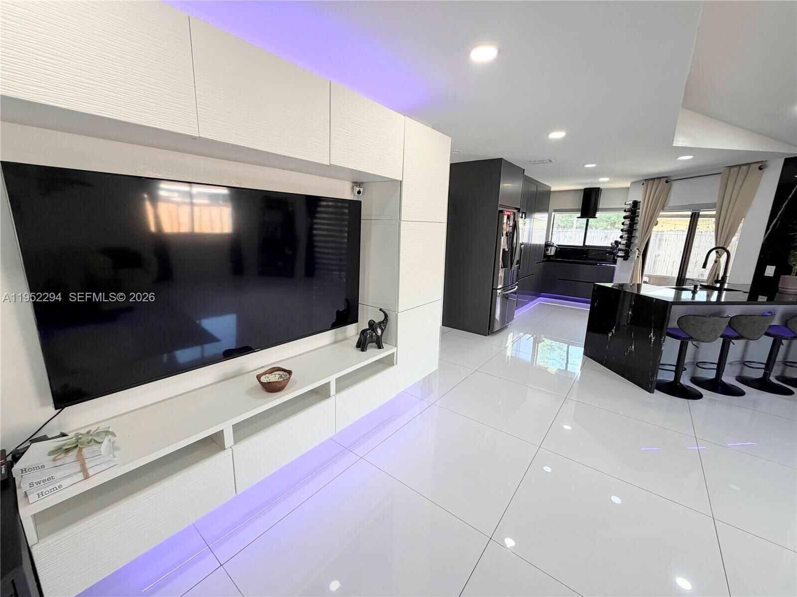 Property Photo:  1100 SW 109th Ave  FL 33025 