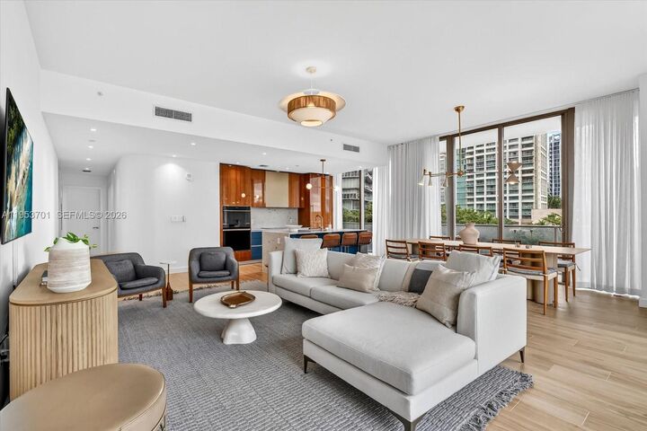 Property Photo:  2678 Tigertail Ave 301  FL 33133 