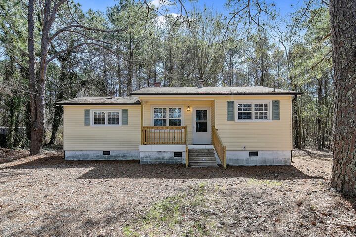 Property Photo:  558 Horseshoe Road  NC 28303 