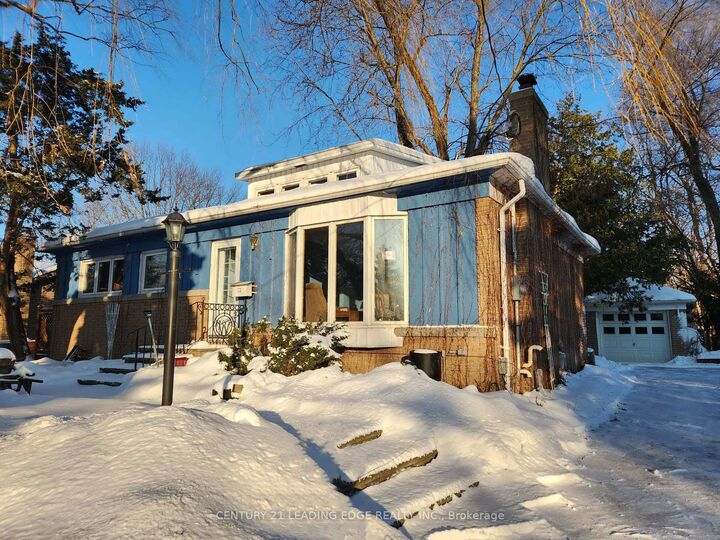 Property Photo: 4 Rougecrest Drive ON L3P 3B6