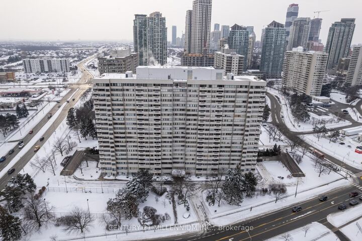 Property Photo:  1580 Mississauga Valley Boulevard 910  ON L5A 3T8 
