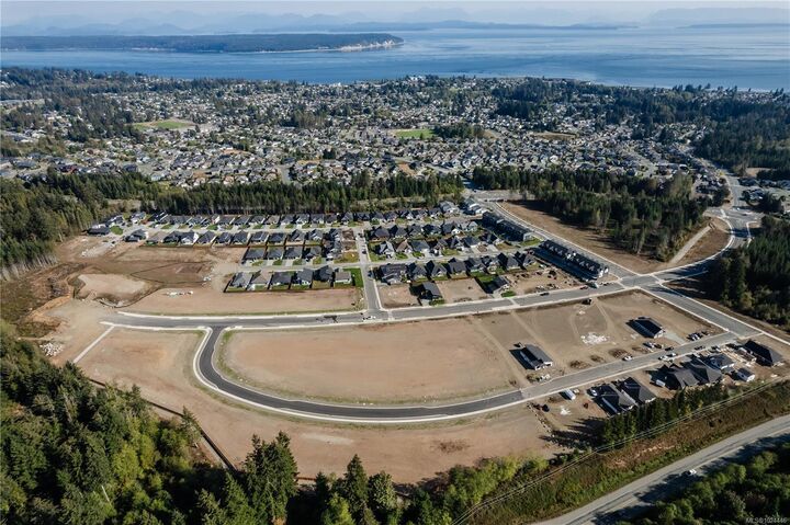 Property Photo: 776 Beaver Creek Blvd BC V9H 0G4