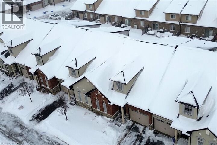 Property Photo:  53 Redfern Avenue 29  ON L9C 0E2 