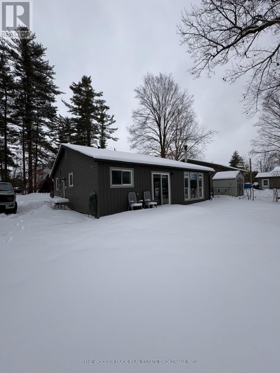 Property Photo:  82G Lucky Strike Road North  ON K0L 1Z0 