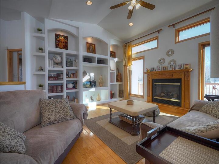 Property Photo:  112 Kosty Lane  MB R3X 2C4 