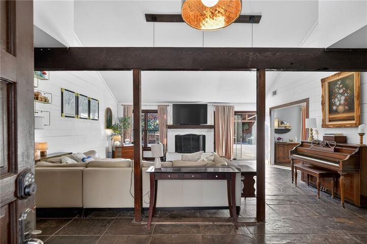 Property Photo:  1100 Lake Drive  GA 30075 