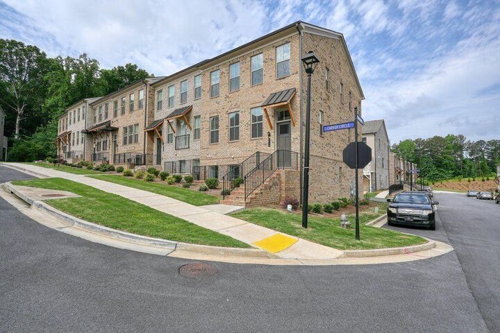 Property Photo:  4240 Hickory Pine Alley  GA 30360 