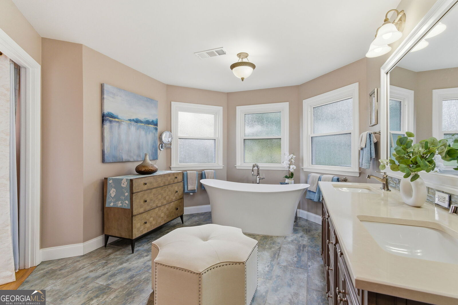 Property Photo:  1073 Shady Valley Place  GA 30324 