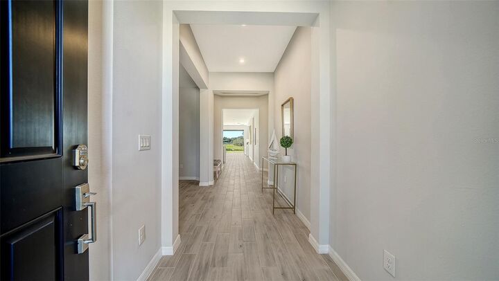 Property Photo:  15312 Shady Palms Lane  FL 34275 