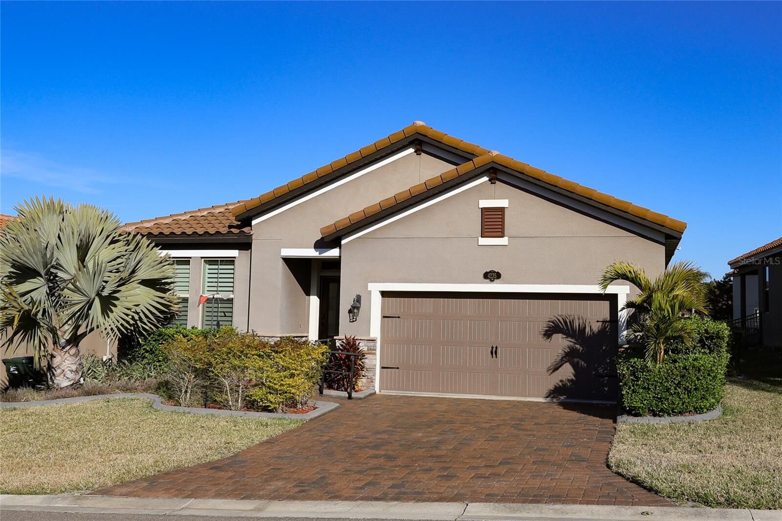 Property Photo: 4235 Prima Lago Drive FL 33810