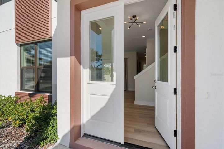 Property Photo:  14723 Sunset Drive  FL 33774 