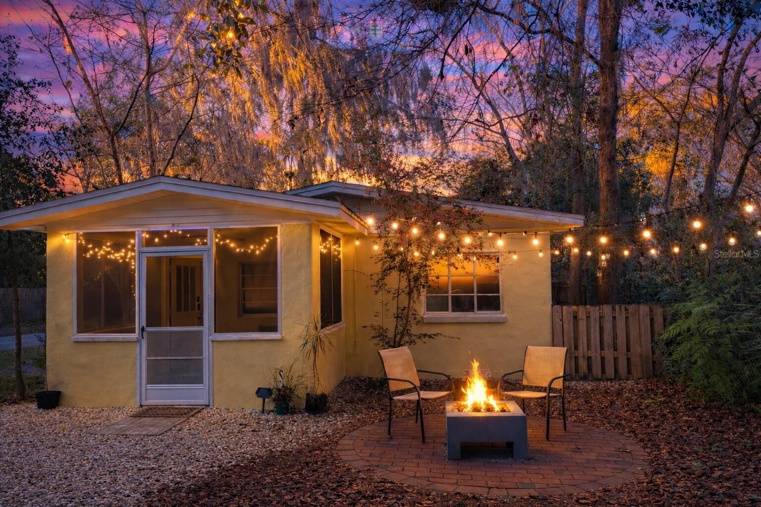 Property Photo:  726 NW 34th Avenue  FL 32609 