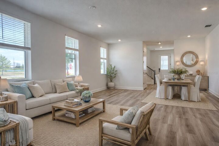 Property Photo:  8007 Seaflower Parkway  FL 34210 