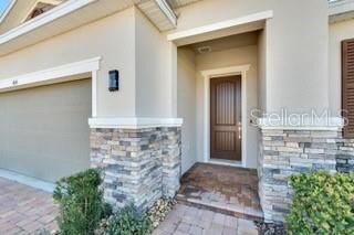 Property Photo:  404 Darcy Bluff Place  FL 33594 